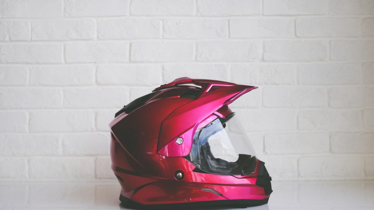 【コスパよし性能よし】HJCヘルメットの評判ってどうなの？ | LUDOSPACE-バイク情報ブログ-